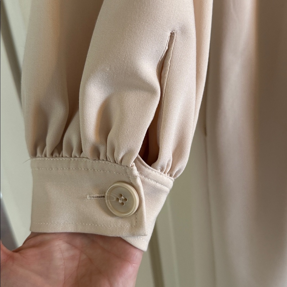 DISSH Serena Gathered Cream Trench - Picture 7 of 8